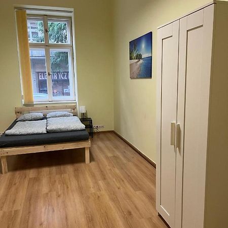 Batorego Lovely Rooms Krasków Εξωτερικό φωτογραφία