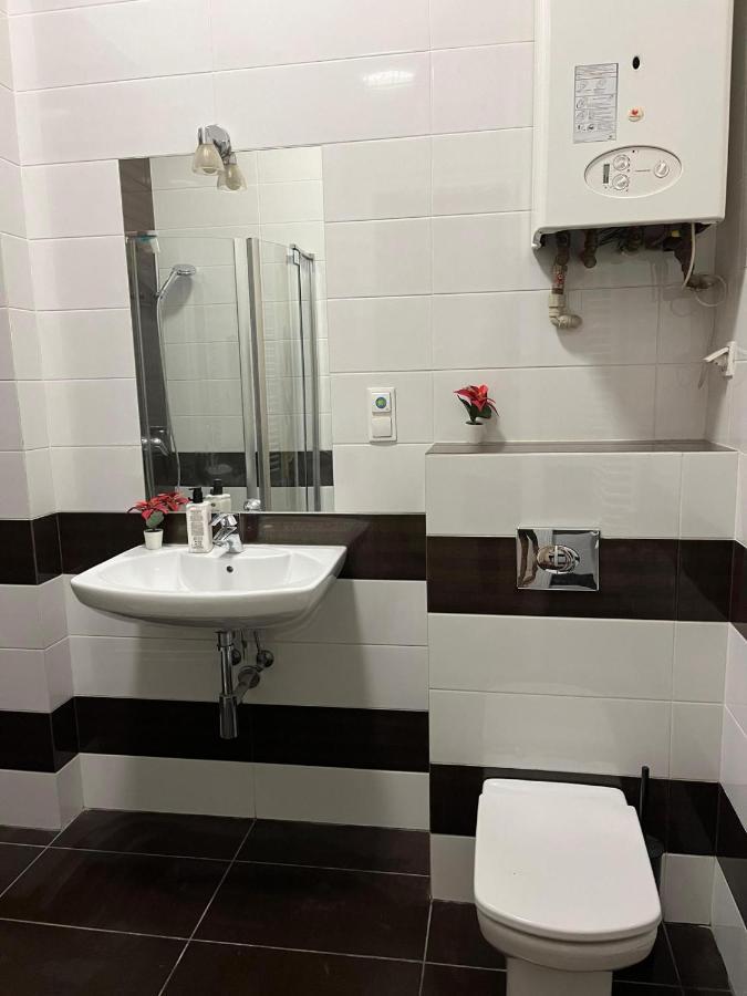 Batorego Lovely Rooms Krasków Εξωτερικό φωτογραφία
